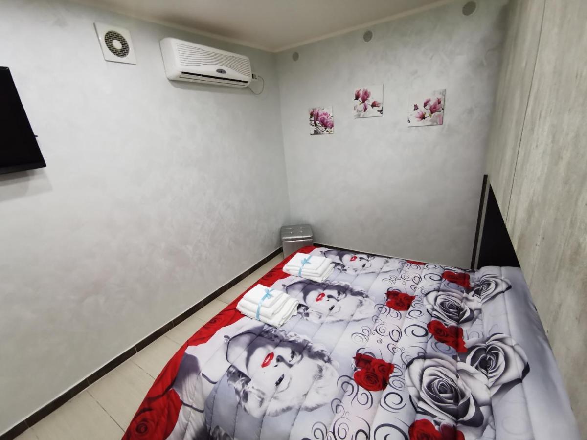 Cuore Di Napoli Apartamento Exterior foto
